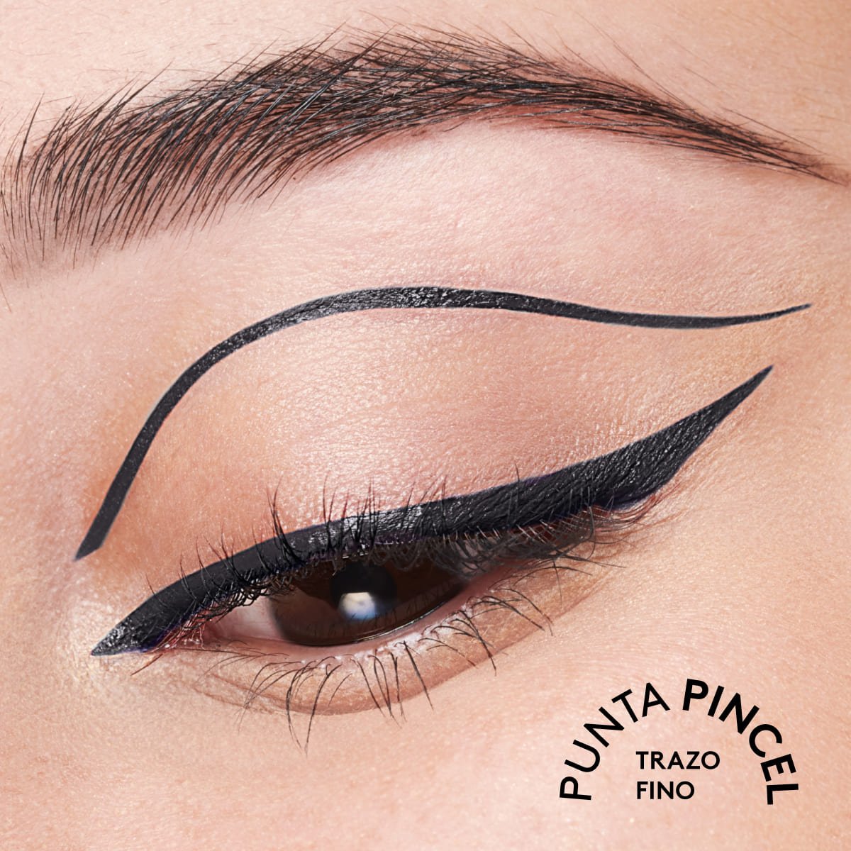Delineador líquido de colores Punta Pincel Eye PRO - Negro