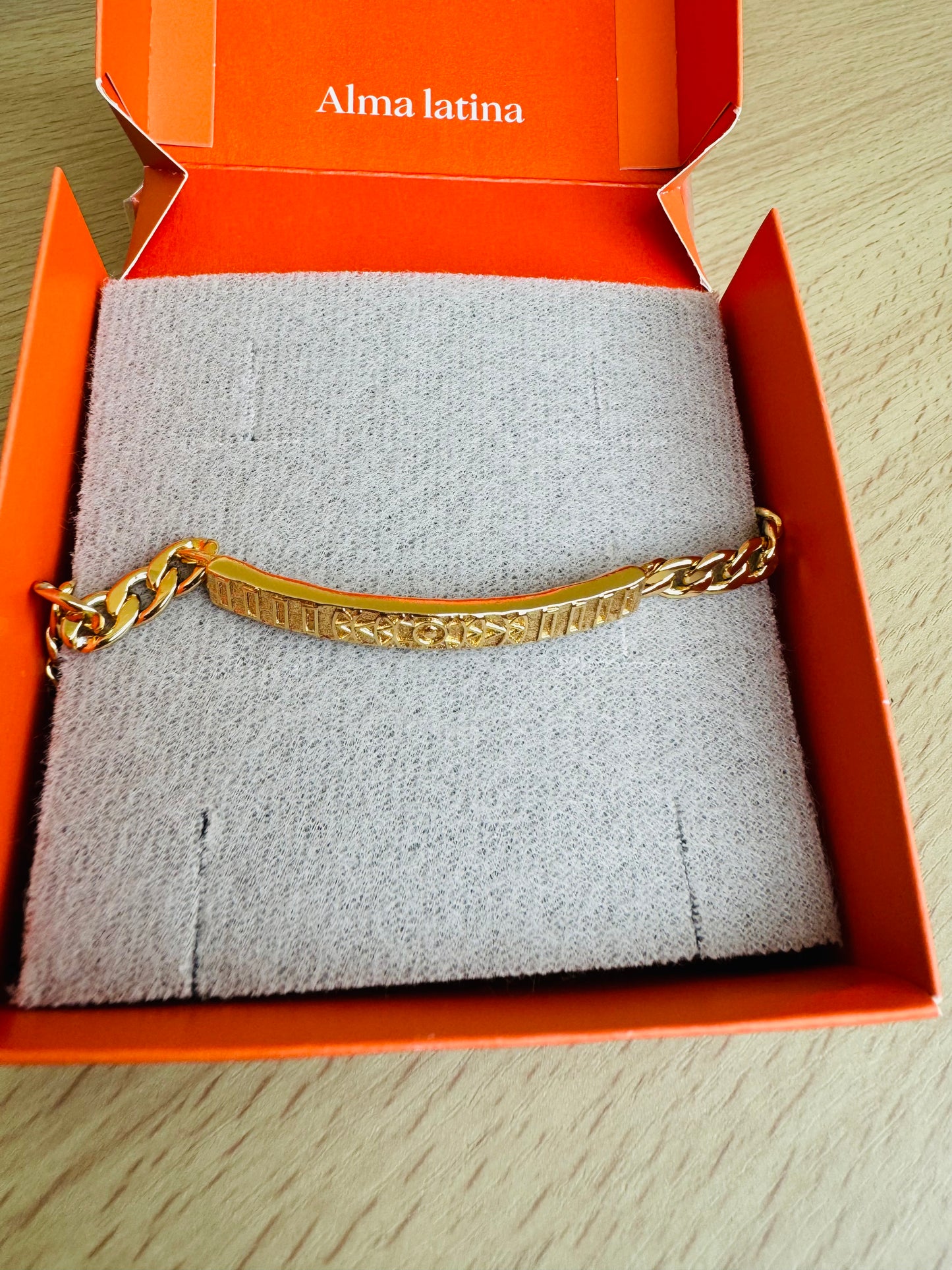 Esclava Cruz Redentora